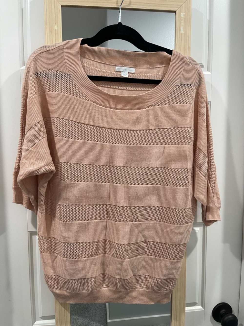 New York & Company Blush Pink Lightweight Knit Sweater